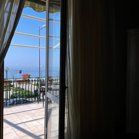 B&B Salerno In Zewnętrze zdjęcie